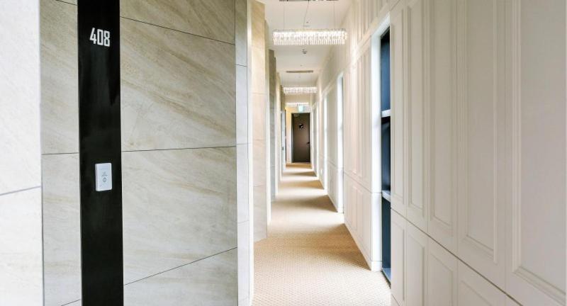 Gladsheim Hotel Сеогвипо Екстериор снимка