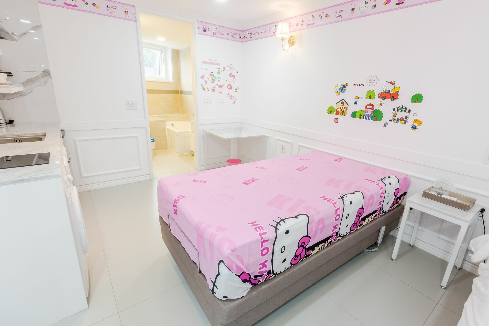 Gladsheim Hotel Сеогвипо Екстериор снимка