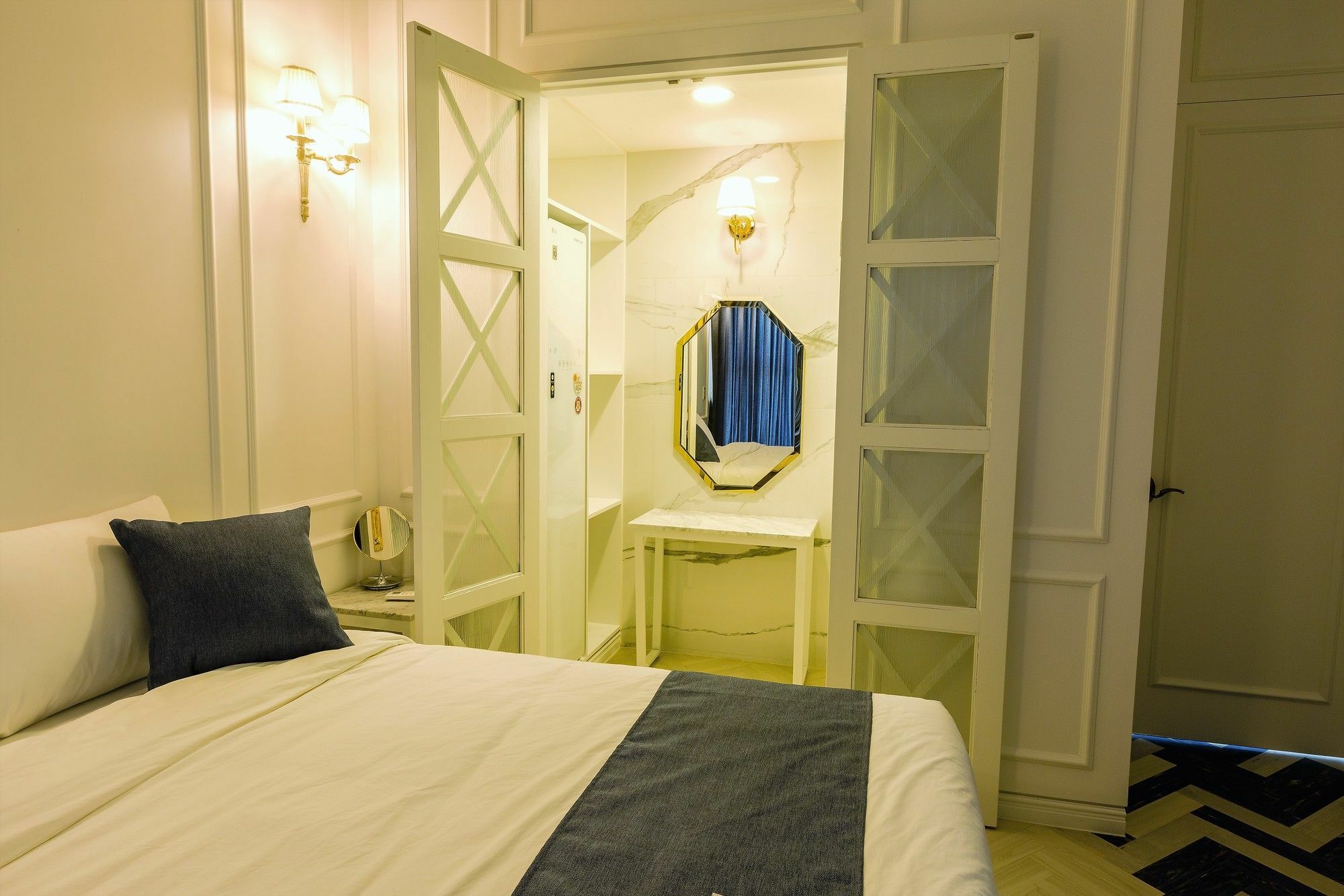 Gladsheim Hotel Сеогвипо Екстериор снимка