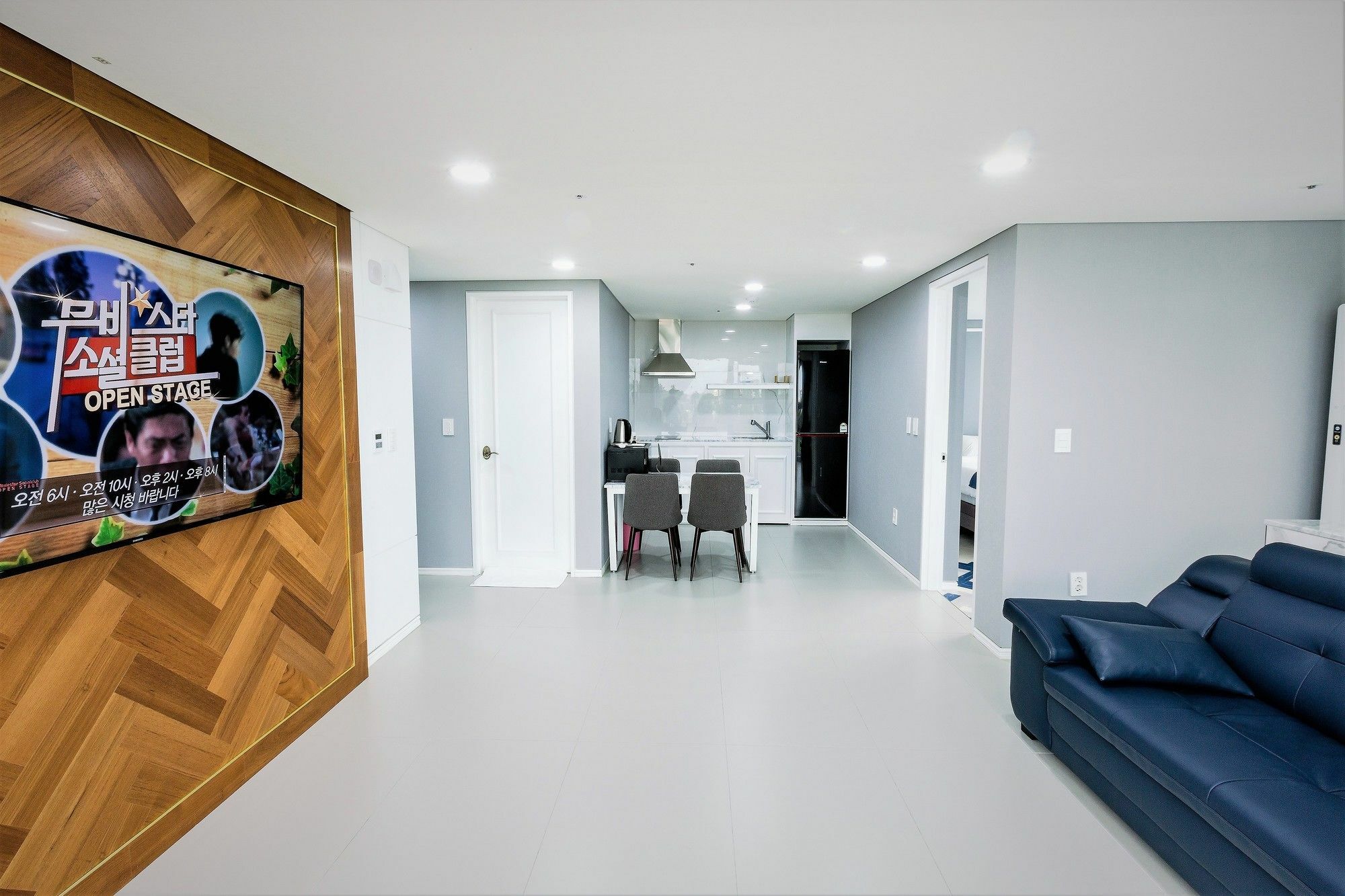 Gladsheim Hotel Сеогвипо Екстериор снимка