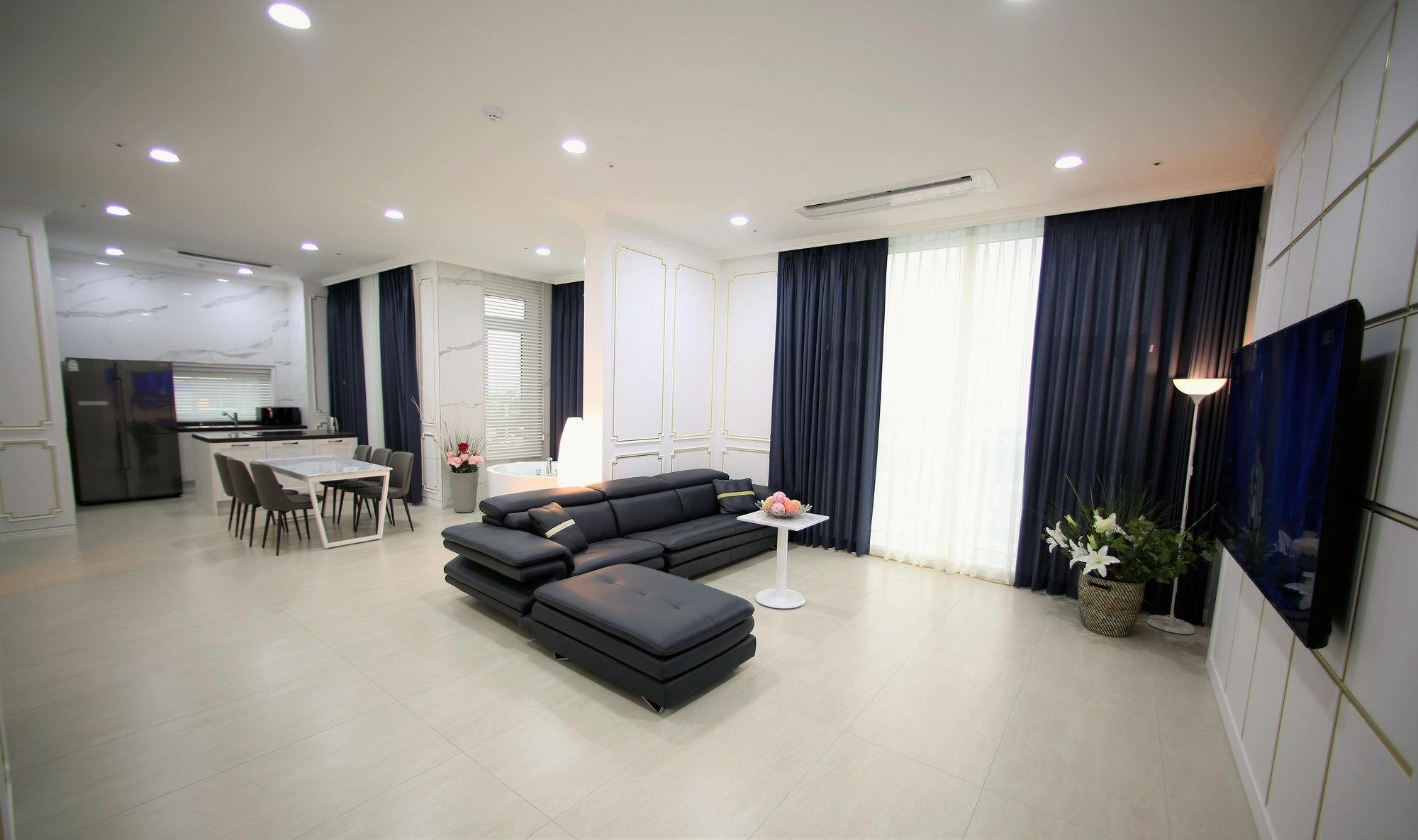 Gladsheim Hotel Сеогвипо Екстериор снимка